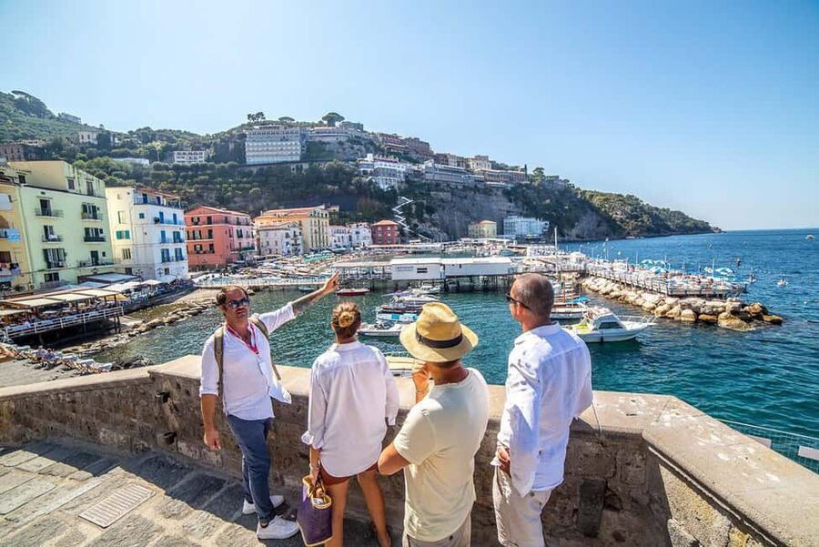 Sorrento: Guided Walking Tour & Street Food Experience - Why this is a smart first look at Sorrento