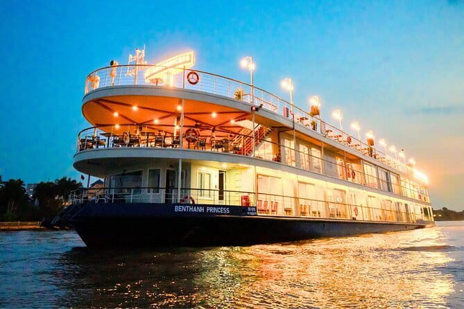 Street Food Adventure in Ho Chi Minh City - Ho Thi Ky Flower Market after dark