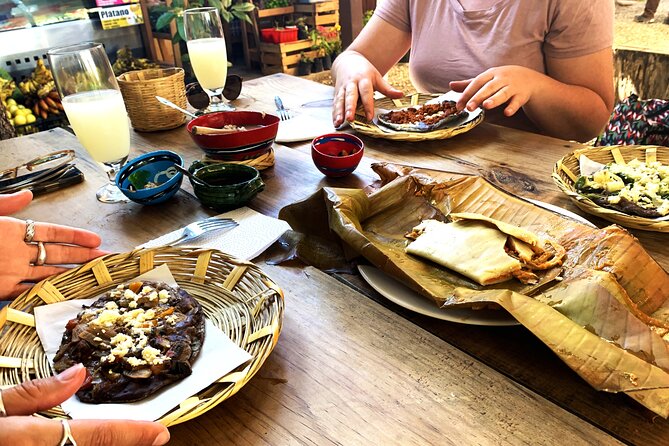 Street Food and 3 Markets Tour, Meat or Veggie Options - Mercado Benito Juárez: a first look at Oaxaca’s food center