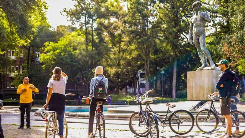 🟢Street Food Bike Tour Mexico City🟢 - Starting in Condesa with coffee and a snack