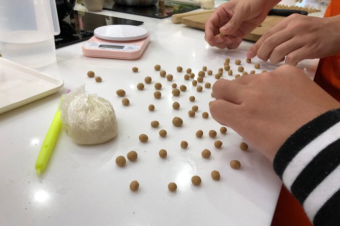 Street Food Cooking Class in Taipei : Gua Bao/Lu Rou Fan/Boba Tea - What the recipe book adds