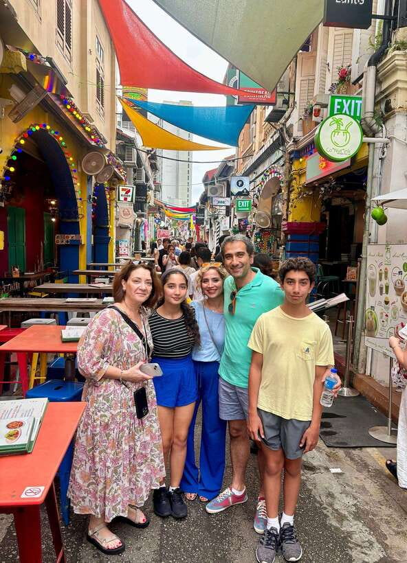 Street Food, Cultural & Historical Tour of 3 Ethnic Quarters - Kampong Glam: textiles, lanes, and a sweet finish