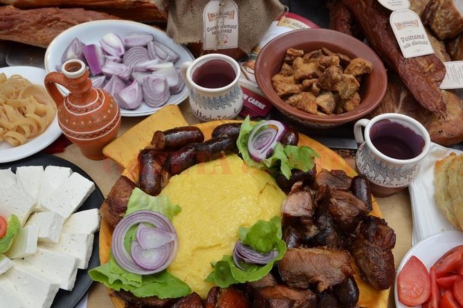 Street Food'n'Culture Tour - Historic villas, concert halls, and a city rebuilt more than once