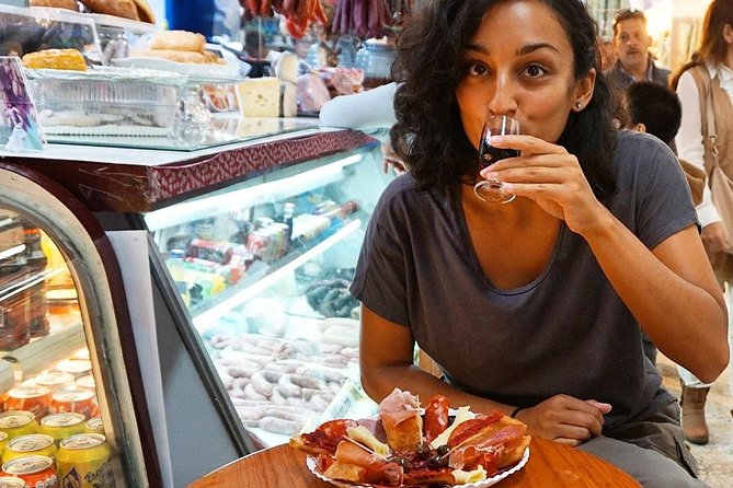Street Food Tour in Istanbul [Don't Miss it] - Spice Market flavors and fish sandwiches at Eminönü