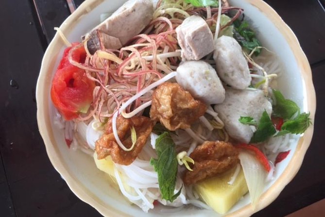 Street Food Tour With Chef Dat - Why a scooter is the right way to eat Nha Trang