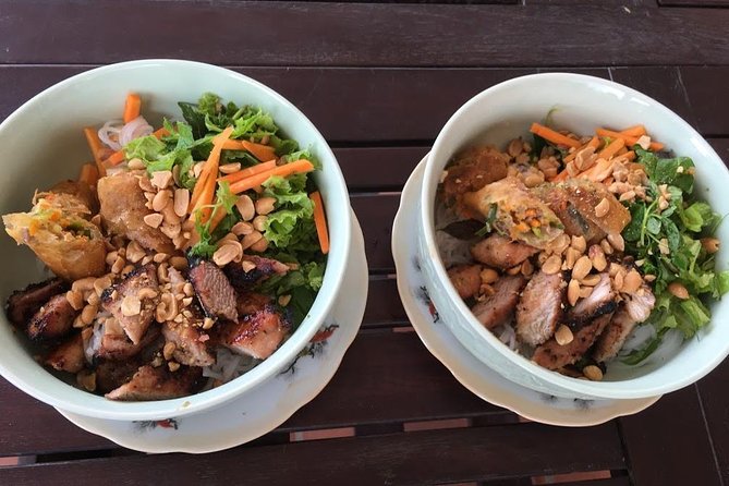 Street Food Tour With Chef Dat - A four-hour dinner that leaves your night open