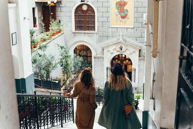 Street Food & Wine Pairing Kadikoy Evening Tour - Why Kadikoy makes such a good food-and-wine setting