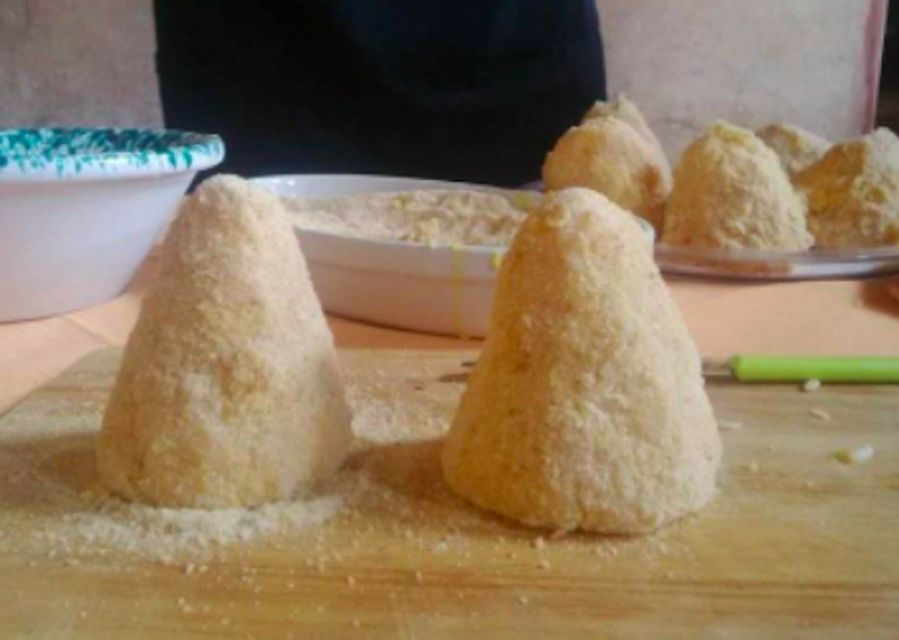 Syracuse: Sicilian Street Food Hands-On Cooking Class - Should you book it?