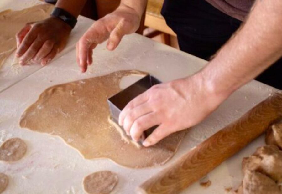 Syracuse: Sicilian Street Food Hands-On Cooking Class - Cannoli and the sweet finish