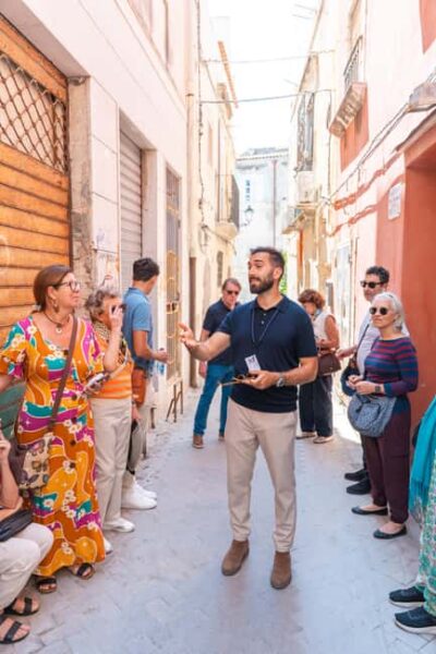 Syracuse: The Street Food Tour in Ortigia with a Local Guide