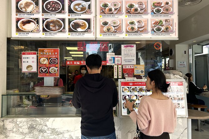 Taipei Hidden Eats, Market & Street Food Tour with 8+ Tastings - What the $54 price really buys