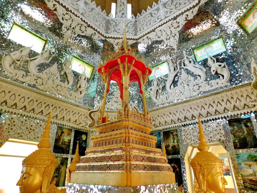 Takua Pa: Food Market, Tsunami Museum, Temple, & Old Town - What the guide and vehicle add