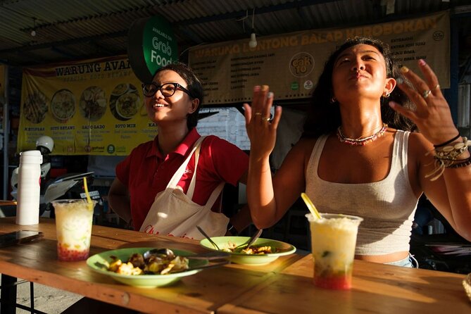 Taste & Explore Bali: Denpasar Street Food & Historic Sites - Walking Jalan Gajah Mada before the main tastings