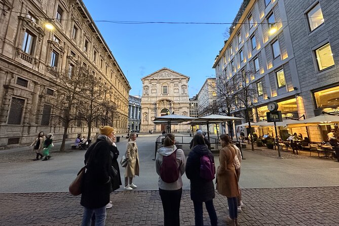 Tasty Milan Street Food Tour with Local Guide - Group size, timing, and the walking pace