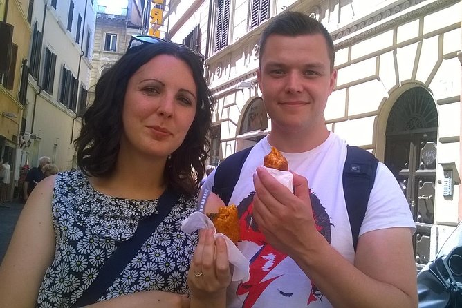 Tasty Rome Street Food Tour around Campo de' Fiori Market & Jewish Ghetto - Supplì and pizza in the Jewish Ghetto