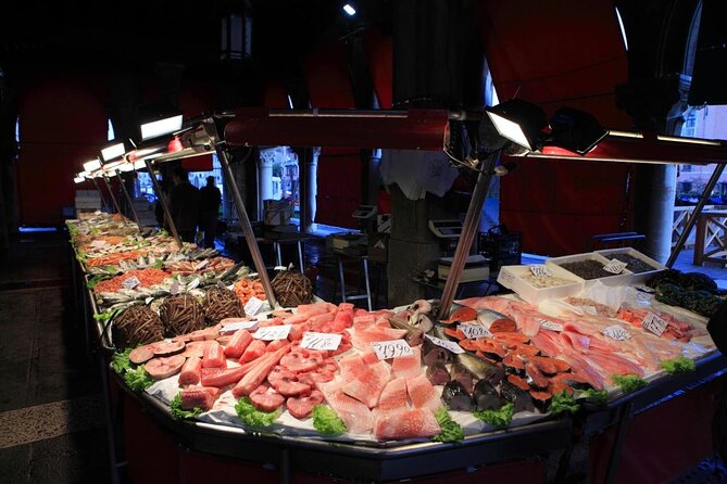 Tasty Street Food Tour of Venice City Center with Cicchetti & Local Specialties - Key things to know before you book