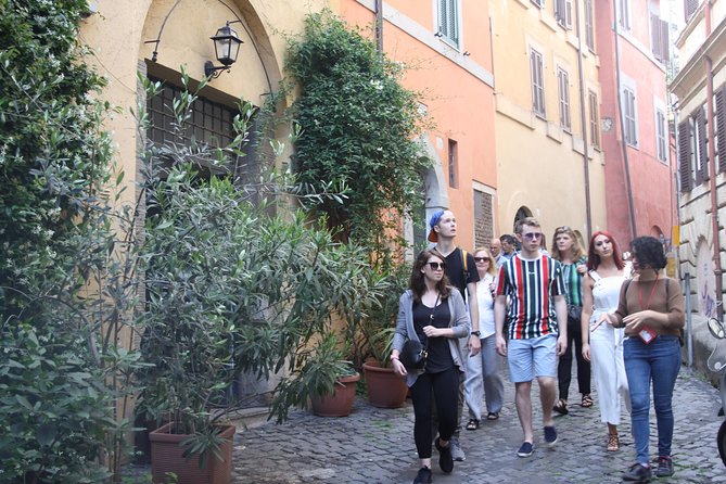 Tasty Trastevere Street Food Tour in Rome from Tiberine Island to Ponte Sisto - The bakery stop and Roman comfort food