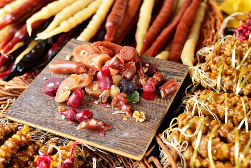 Tbilisi: Street Food & Sightseeing Tour with Local Markets - What the $40 price really includes