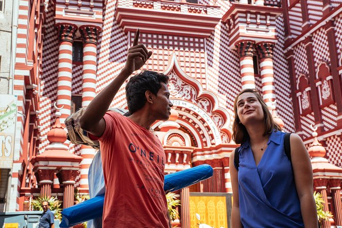 The 10 Tastings of Colombo With Locals: Private Street Food Tour - King coconut near the Dutch Museum