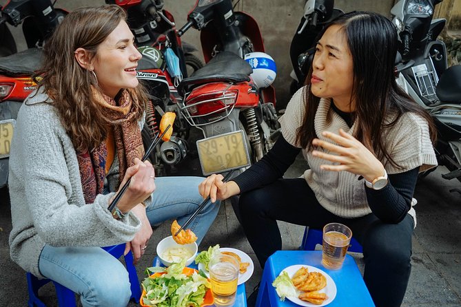 The 10 Tastings of Hanoi With Locals: Private Street Food Tour - Pho rolls and shrimp pastry on Ly Quoc Su Street