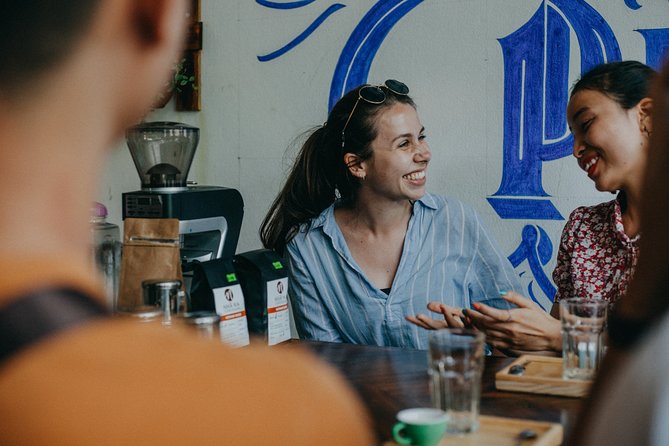 The 10 Tastings of Hoi An: Private Street Food Tour - Pho, handicrafts, and the city’s food story