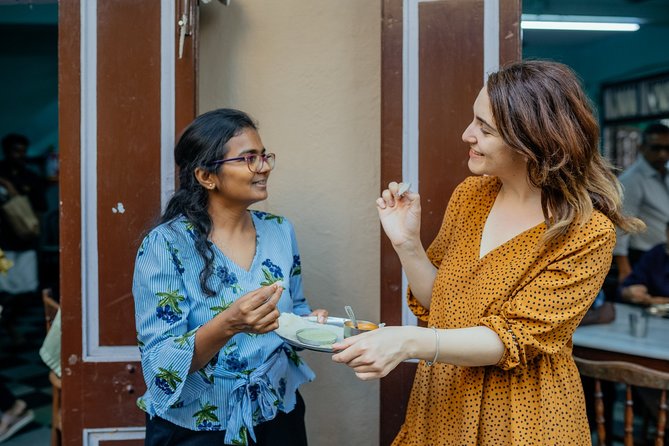 The 10 Tastings of Mumbai With Locals: Private Street Food Tour - Mumbai food in a three-hour walk