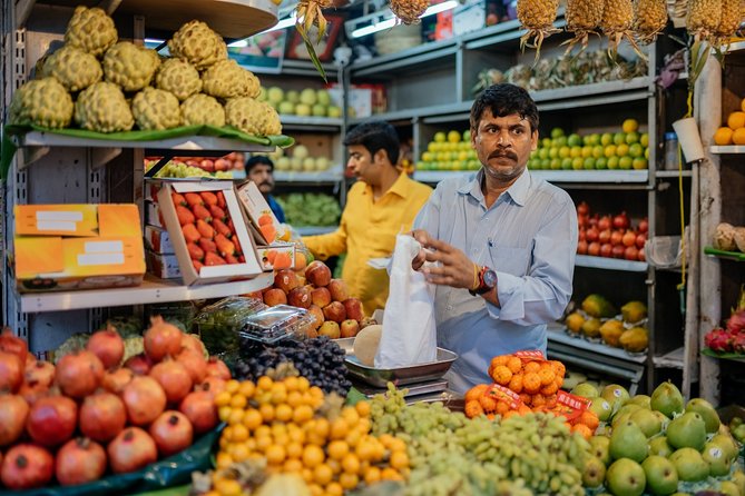 The 10 Tastings of Mumbai With Locals: Private Street Food Tour - Fresh paneer near Little World Mall