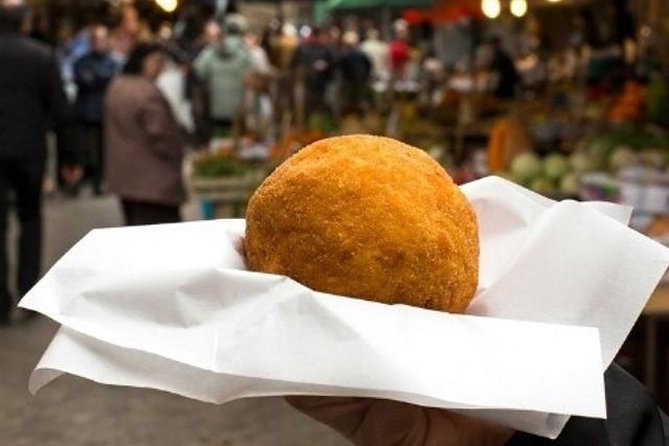 The Complete Street Food Walking Tour - History & Tasty Bites in Palermo - A short look at San Francesco d’Assisi