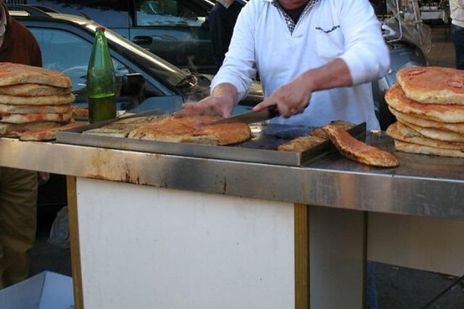 The Complete Street Food Walking Tour - History & Tasty Bites in Palermo - Pani ca meusa at Nni Franco U Vastiddaru