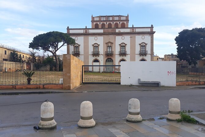 Tour of Villa Palagonia and Street Food itinerary in Bagheria - Palazzo Butera and the road toward the sea