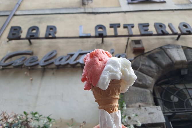 Trastevere Guided Walking Street Food Tour in Rome - Piazza in Piscinula and the quieter side of Trastevere