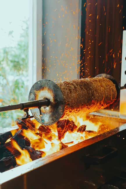 True Berlin Flavors – Street Food Tour at Alexanderplatz - Mustafa Can’s Gemüse Kebab and Berlin’s immigrant food story