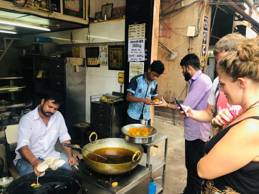 Udaipur: Street Food adventure l Eat Just like a local - Key points to know before you book