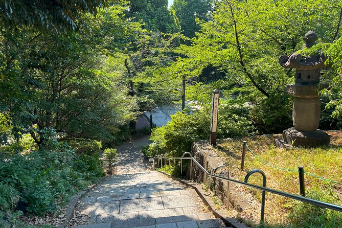 Ueno Park and Ameyoko Street Food Market Half Day Walking Tour - Tokyo National Museum: A Taste of Japan’s Art