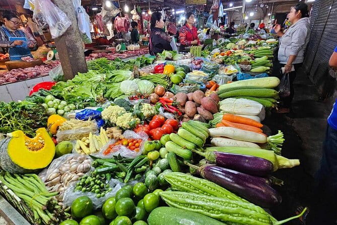 Ultimate Siem Reap Food Tour by Tuk Tuk - 20 Tastings, 8 Stops - Late-night dishes beside a local pagoda