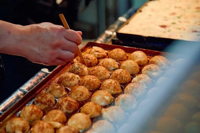 Umami Town Street Food Tour - Finishing in Dotonbori