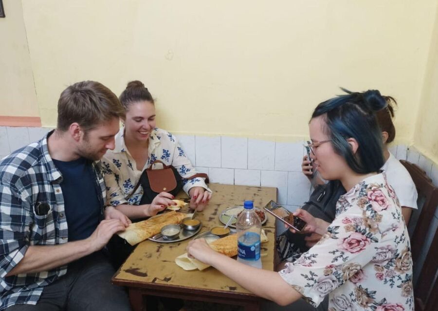 Varanasi Street Food Crawl (2 Hours Guided Tour) - What the guide adds to the experience
