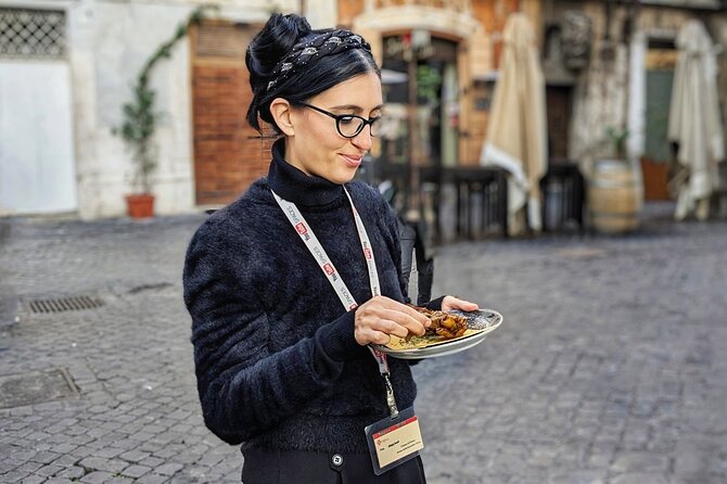 Vegan Street Food Tour in Rome - Via dei Giubbonari and the Passetto del Biscione