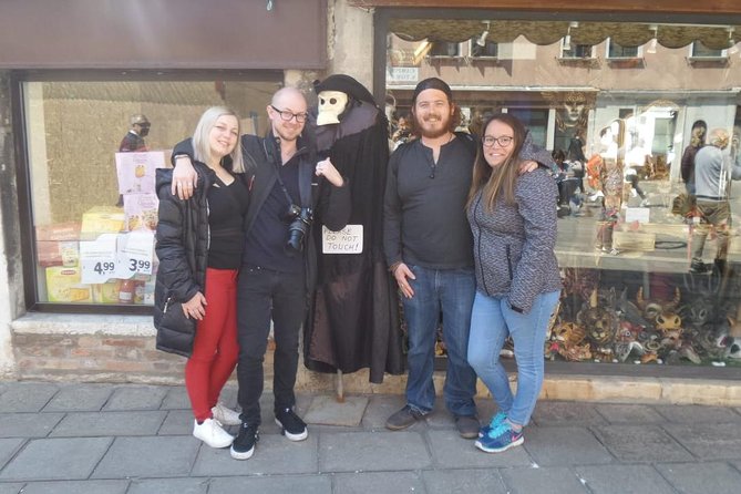 Venetian Cicchetti Street Food and Sightseeing Walking Tour - Starting at Campo San Bortolomio