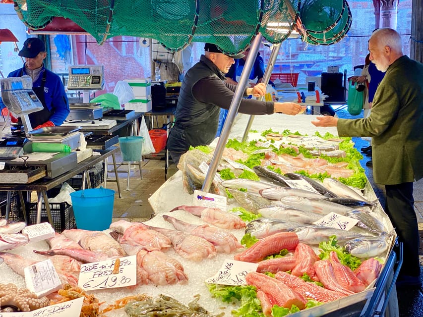 Venice: Cicchetti Street Food and Sightseeing Walking Tour - What the 2.5-hour pace feels like