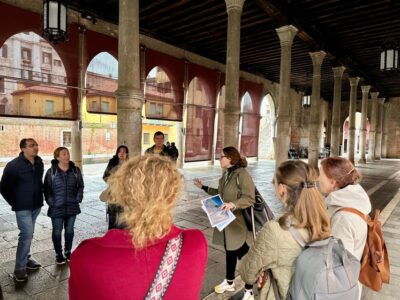 Guided City Highlights and Street Food Tour