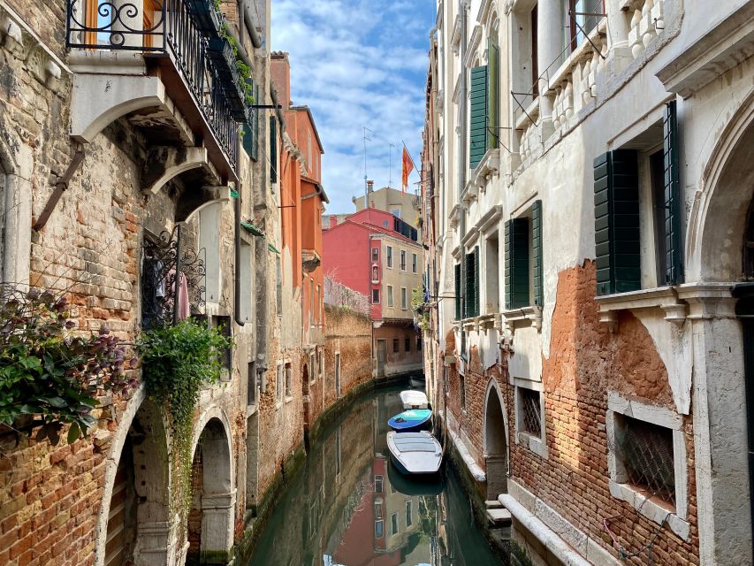 Venice: Guided City Highlights and Street Food Tour - Historic eateries and what you may eat