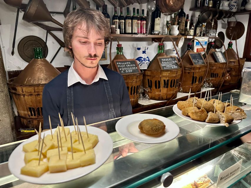 Venice: Guided City Highlights and Street Food Tour - Timing, pace, and the best way to prepare