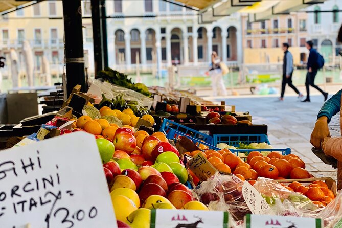 Venice Street Food Tour with Local Guide with Local Food Market Visit - Starting near Rialto Bridge and the Campo San Bortolomio