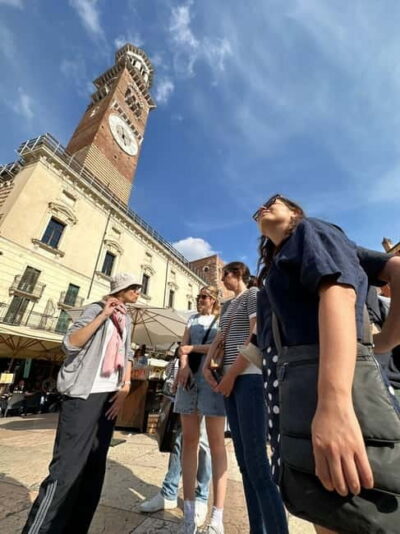 Verona: Street Food Tour and City Guided Sightseeing