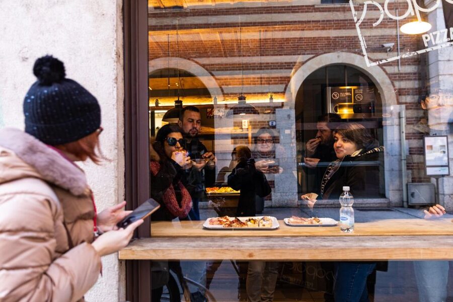 Verona: street food walking tour near the historical center - Ponte Pietra and the Roman side of Verona
