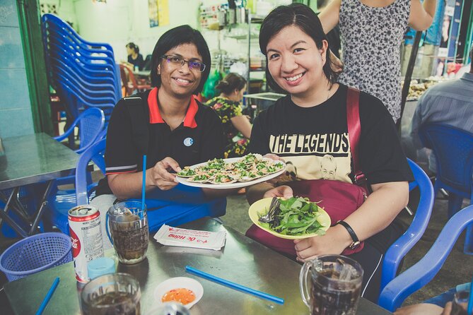 Walking Street Food Evening Safari with 20 tastings - Why this evening works for first-time Saigon visitors