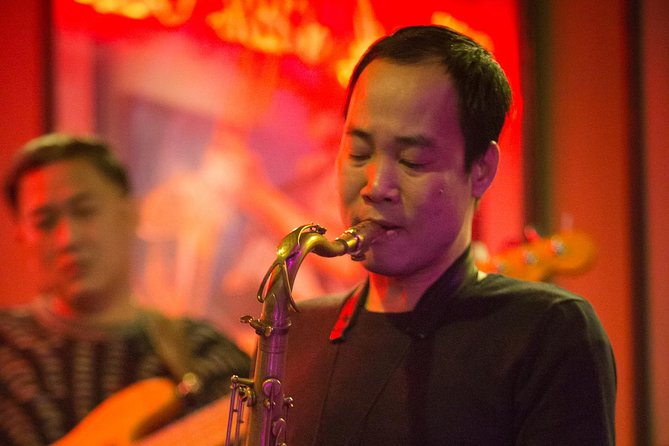 Walking Street Food Tour and Hidden Music - A Hanoi night that starts at the cathedral