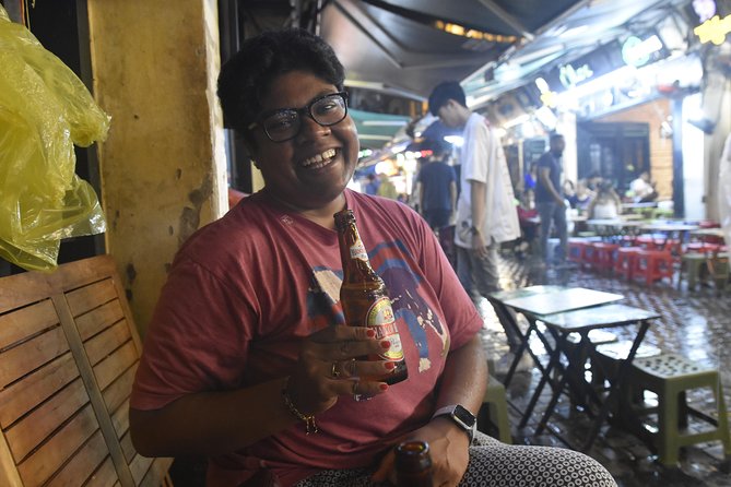 Walking Street Food Tour and Hidden Music - Binh Minh’s Jazz Club after the street food