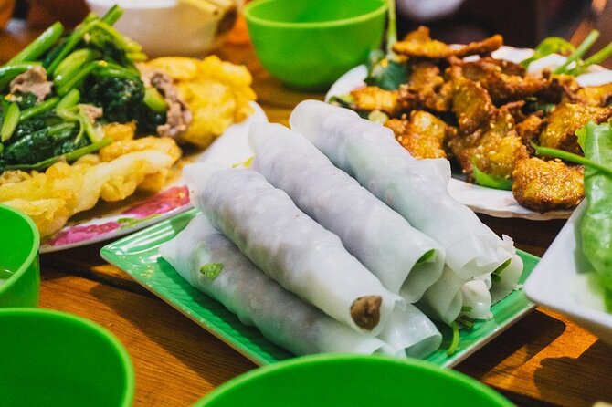 Walking Street Food Tour in Hanoi and Train Street - Bun cha, pho, and the first round of Hanoi flavors